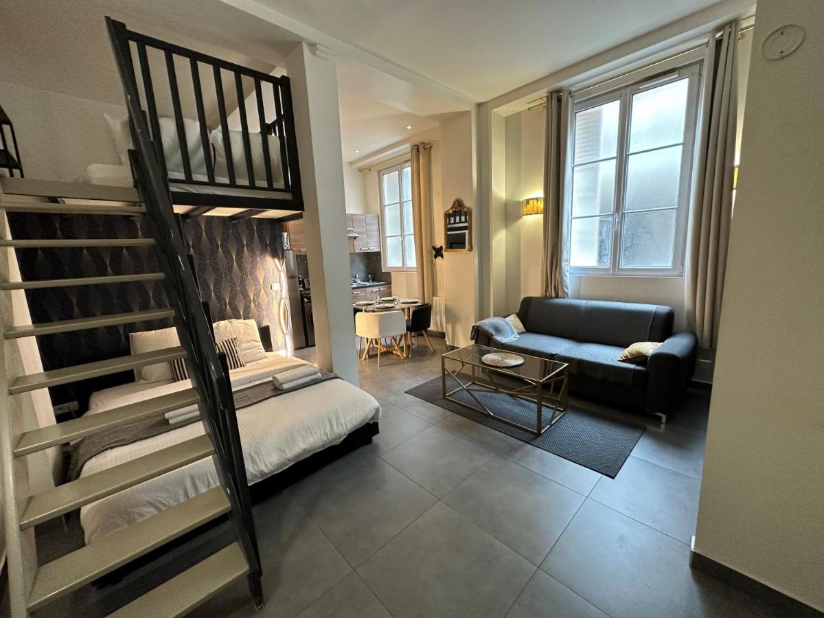 Spacious Loft Near Jardin Du Luxembourg Parijs